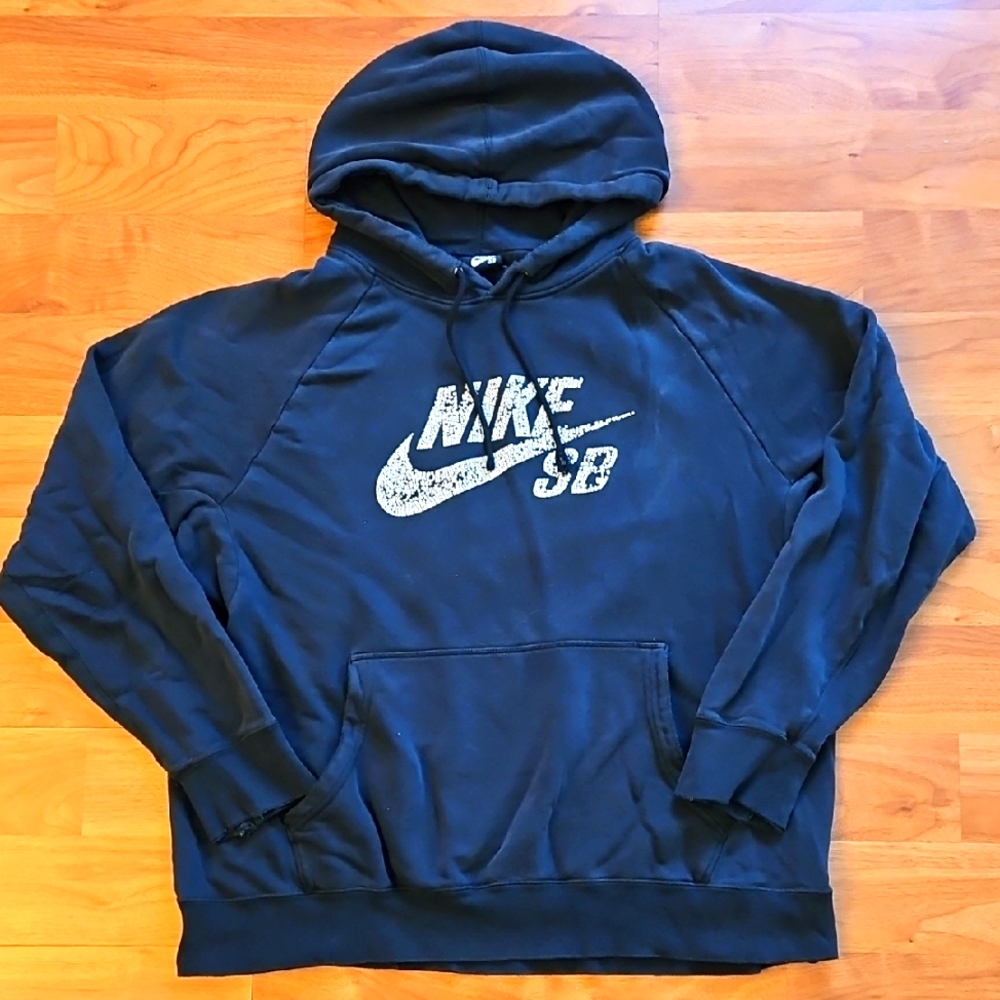 Trashed NIKE SB Hoodie
